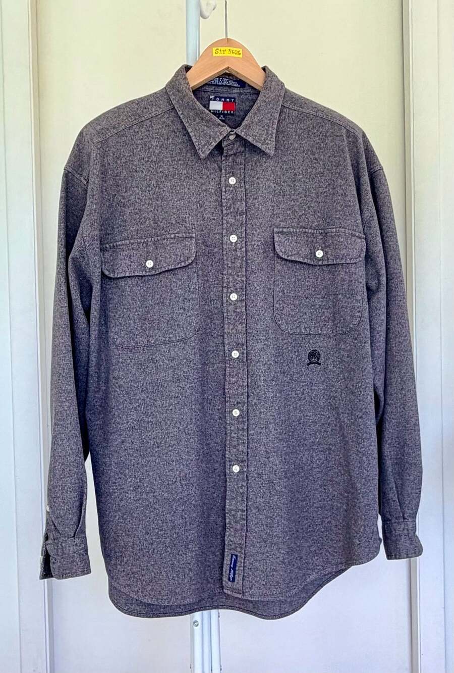 Tommy Hilfiger Button Down Shirt Size XL Grey Cotton Long Sleeve